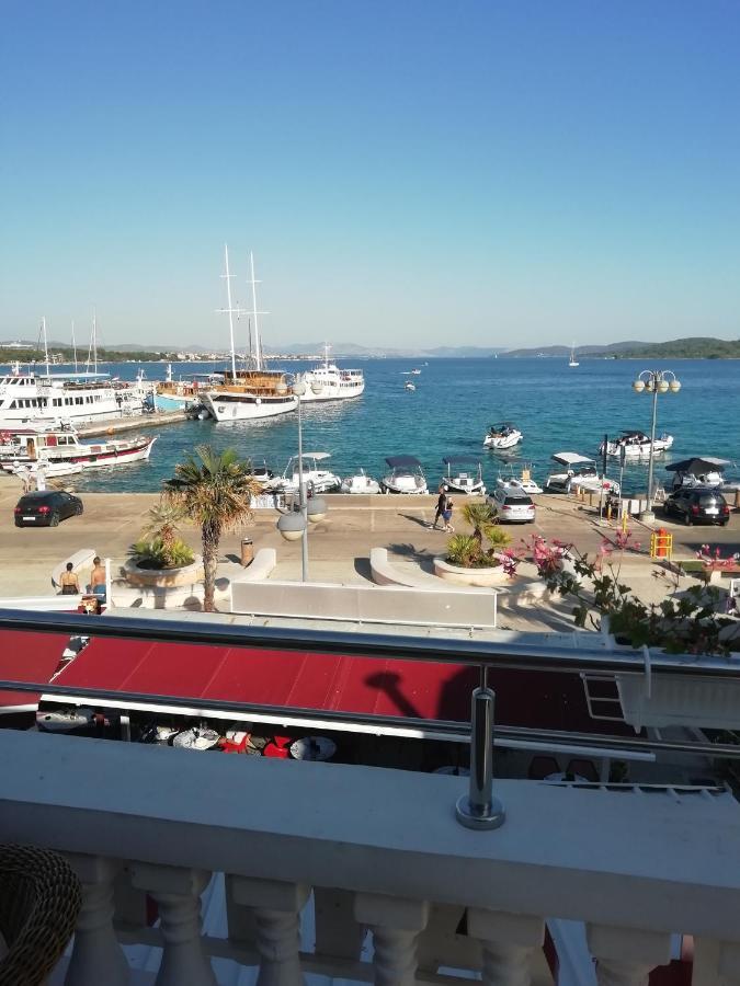 Apartman Zana Vodice Esterno foto