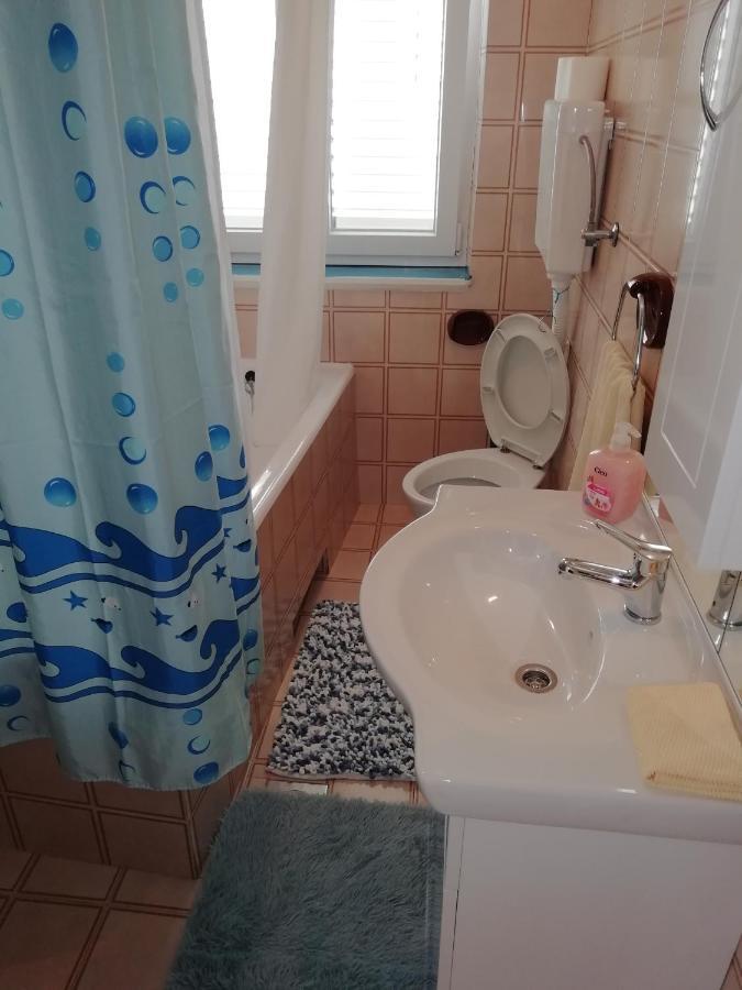 Apartman Zana Vodice Esterno foto