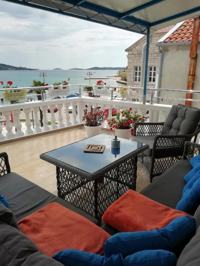Apartman Zana Vodice Esterno foto