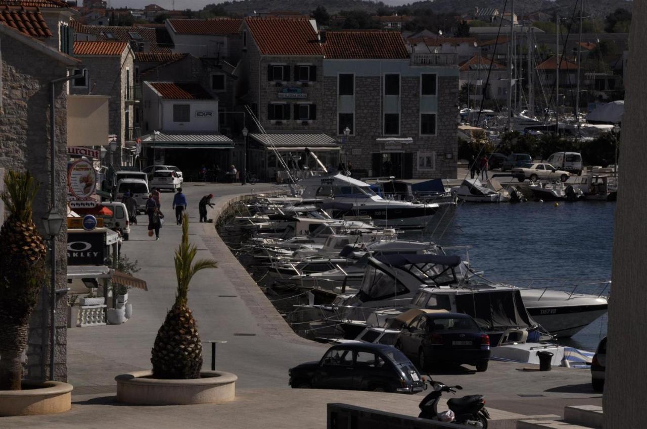 Apartman Zana Vodice Esterno foto
